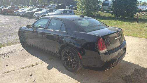 Gloss Black 2019 Chrysler 300 S