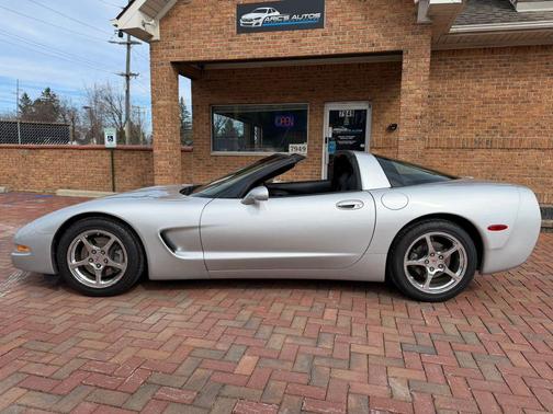 2003 Chevrolet Corvette Base
