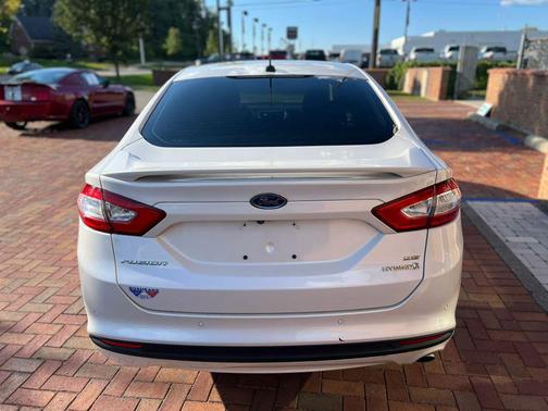2013 Ford Fusion Hybrid SE Hybrid
