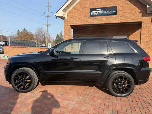2019 Jeep Grand Cherokee Altitude