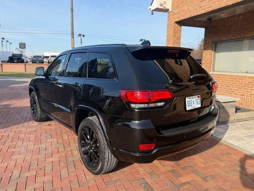 2019 Jeep Grand Cherokee Altitude