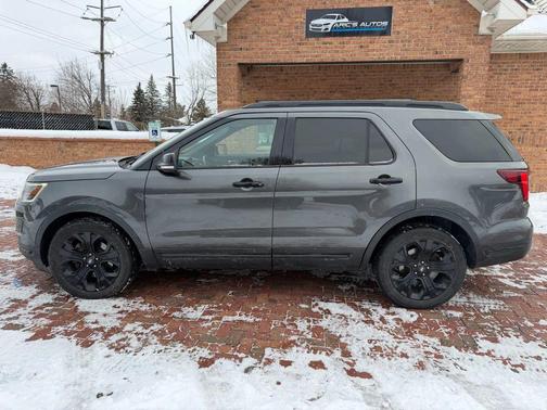 2019 Ford Explorer Sport