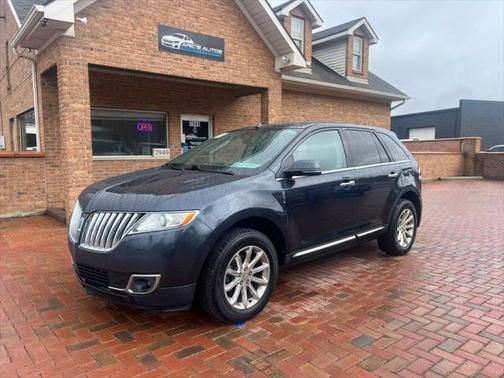 2013 Lincoln MKX Base