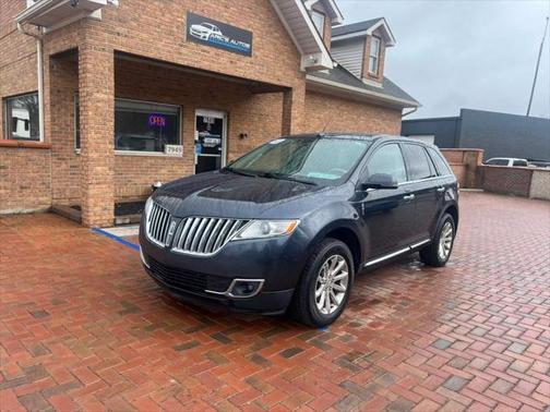 2013 Lincoln MKX Base
