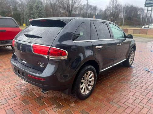 2013 Lincoln MKX Base