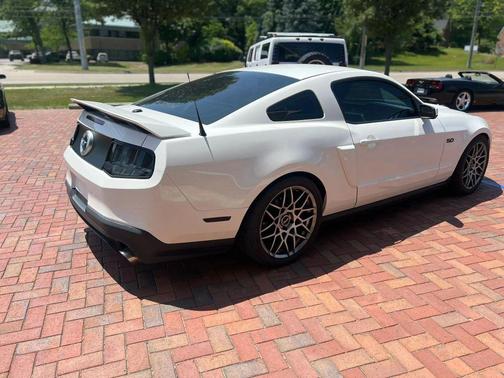 2012 Ford Mustang GT Premium