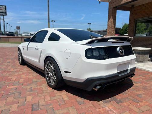 2012 Ford Mustang GT Premium