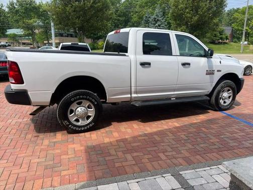 2018 RAM 2500 Tradesman Crew Cab 4x4 6'4' Box