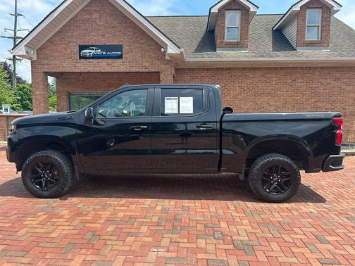 Black 2021 Chevrolet Silverado 1500 LT Trail Boss
