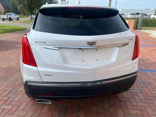 2017 Cadillac XT5 Premium Luxury