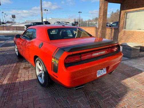 2009 Dodge Challenger SRT8