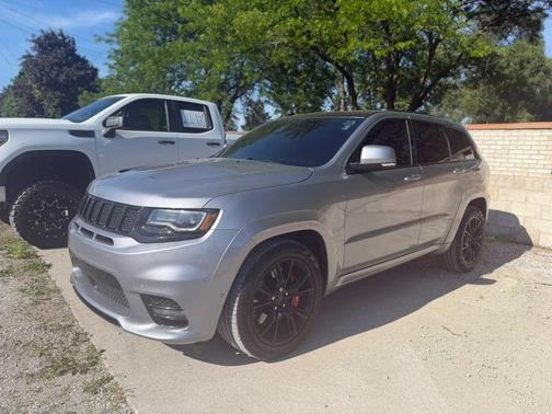 Billet Silver Metallic Clearcoat 2017 Jeep Grand Cherokee SRT