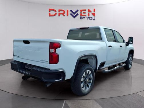 2026 Chevrolet Silverado 2500 Custom