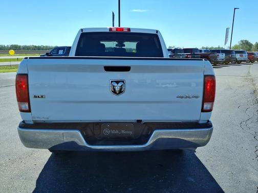 Bright White Clearcoat 2023 RAM 1500 Classic SLT