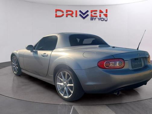 2010 Mazda MX-5 Miata Touring