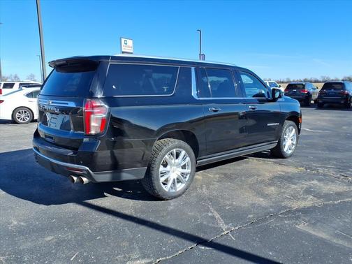 2021 Chevrolet Suburban 4WD High Country