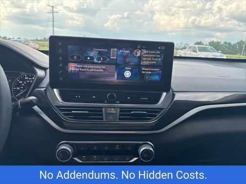 2024 Nissan Altima SR FWD
