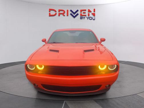 2020 Dodge Challenger SXT