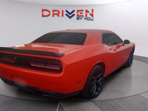 2020 Dodge Challenger SXT
