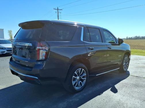 Dark Ash Metallic 2022 Chevrolet Tahoe LT