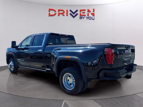 Onyx Black 2024 GMC Sierra 3500 Denali
