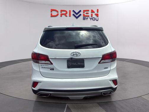 Monaco White 2019 Hyundai Santa Fe XL SE