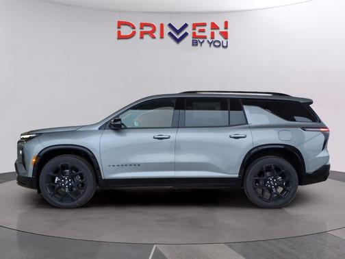 Sterling Gray Metallic 2026 Chevrolet Traverse RS