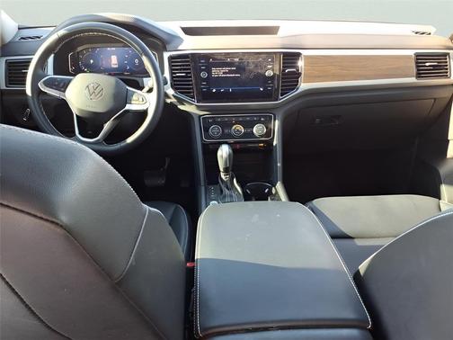 2023 Volkswagen Atlas 3.6L SE w/Technology
