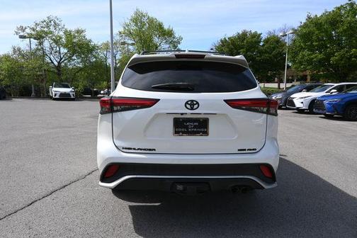 Blizzard Pearl 2021 Toyota Highlander XSE