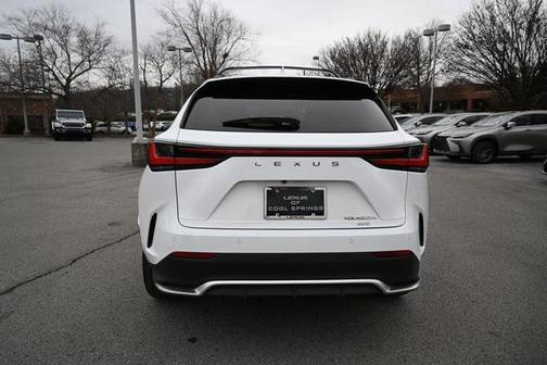 2024 Lexus NX 450h+ F SPORT Handling