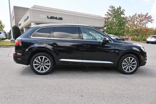 2019 Audi Q7 55 Premium Plus