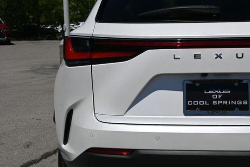 White Pearl 2024 Lexus NX 250 Premium