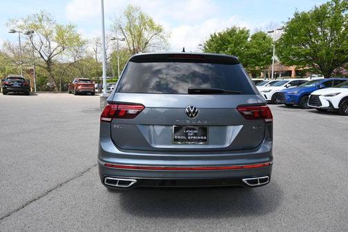 2022 Volkswagen Tiguan 2.0T SEL R-Line 4MOTION