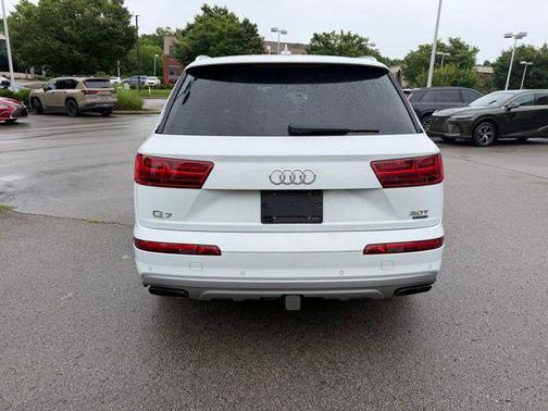 White 2018 Audi Q7 3.0T Prestige
