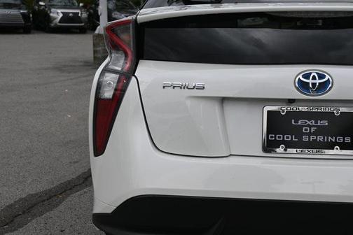 2016 Toyota Prius Three Touring