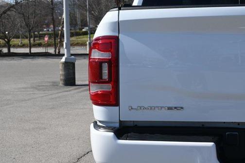 2023 RAM 2500 Limited Crew Cab 4x4 6'4' Box