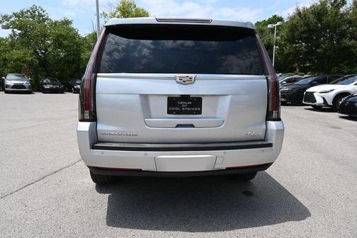 2019 Cadillac Escalade Luxury