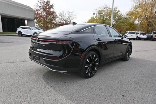 2024 Toyota Crown Platinum