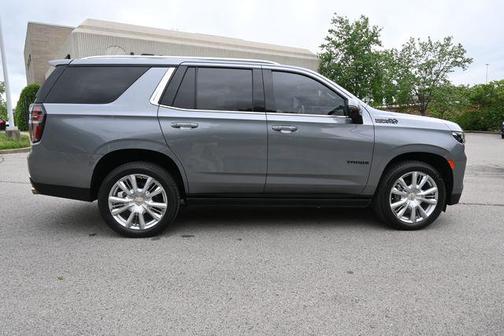 Steel Metallic 2022 Chevrolet Tahoe 4WD High Country