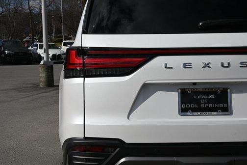2023 Lexus LX 600 Luxury