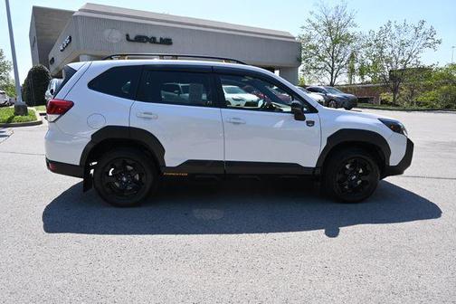Crystal White Pearl 2022 Subaru Forester Wilderness