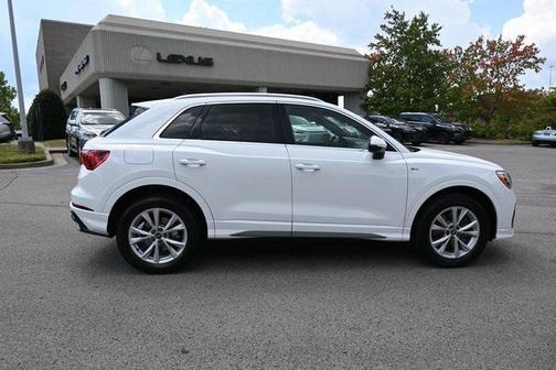 2022 Audi Q3 45 S line Premium