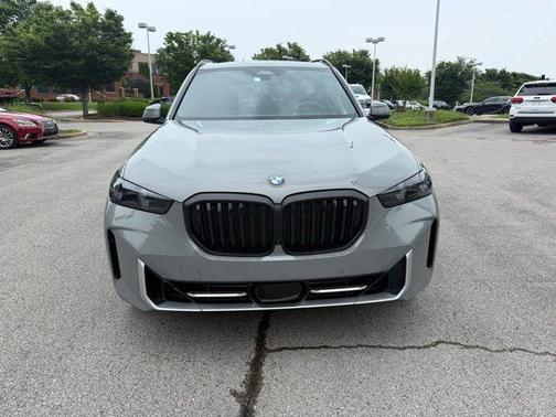 Gray 2025 BMW X5 xDrive40i