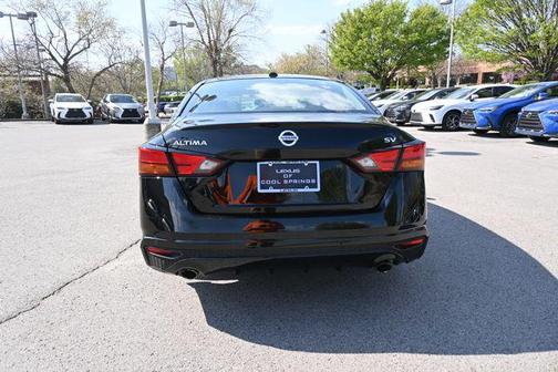Super Black Clearcoat 2020 Nissan Altima 2.5 SV