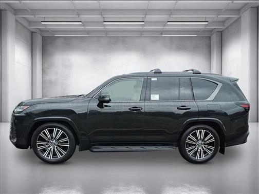 2025 Lexus LX 700h Luxury