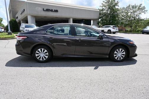 2018 Toyota Camry Hybrid LE