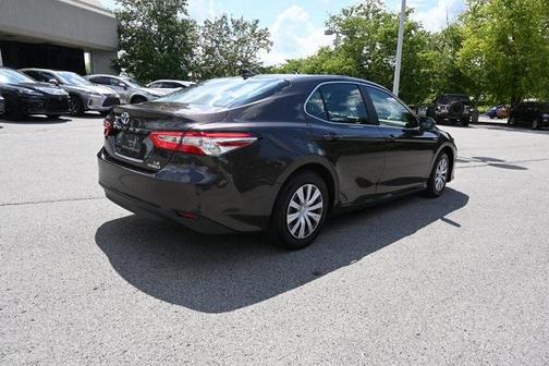 2018 Toyota Camry Hybrid LE
