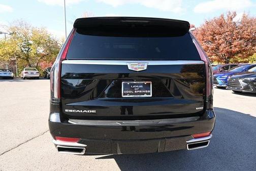 2022 Cadillac Escalade Premium Luxury