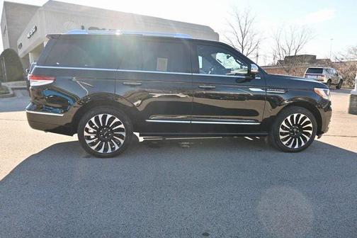 2023 Lincoln Navigator Black Label