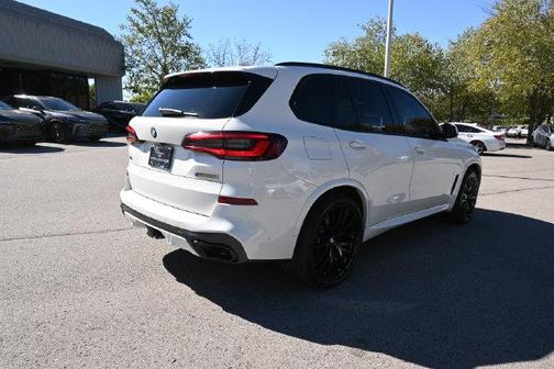 Alpine White 2021 BMW X5 M50i